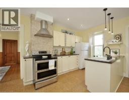 110 GRAND Avenue S - 16