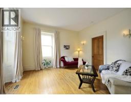 110 GRAND Avenue S - 24