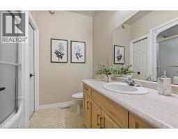 122 BRIARMEADOW Place - 26