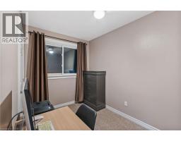 18 LAIDLAW Street - 23