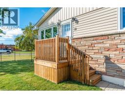 18 LAIDLAW Street - 4