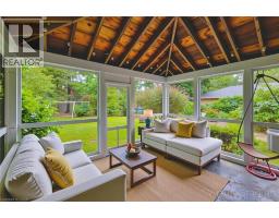 371 ROBINA Road - 30