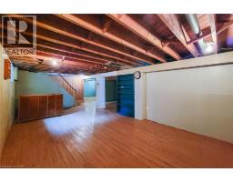371 ROBINA Road - 44