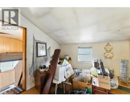 678 COLBORNE Street - 21
