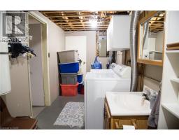 264 RICHARDSON Drive UnitNo. 3 - 32