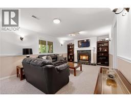 228 MICHENER Crescent - 35
