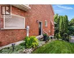 228 MICHENER Crescent - 46