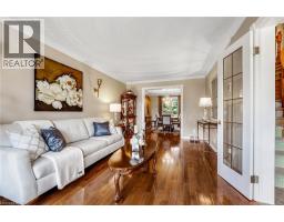 228 MICHENER Crescent - 6