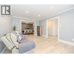 26 LORRAINE Drive - 10