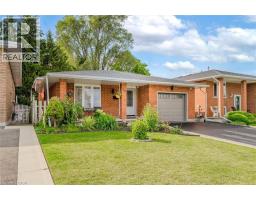 26 LORRAINE Drive - 2
