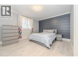 26 LORRAINE Drive - 20