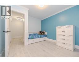 26 LORRAINE Drive - 25