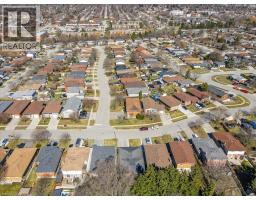 26 LORRAINE Drive - 46
