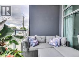 38 HARBOUR Street UnitNo. 214 - 22