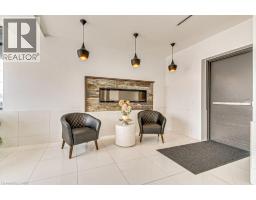 38 HARBOUR Street UnitNo. 214 - 3