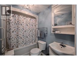 2017 ERIE Street - 32