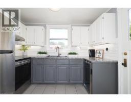 442 LOWTHER Street S - 20