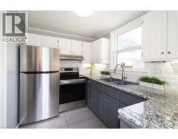 442 LOWTHER Street S - 21