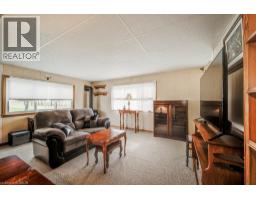 2 FAIRVIEW Crescent - 10