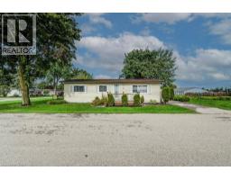 2 FAIRVIEW Crescent - 2