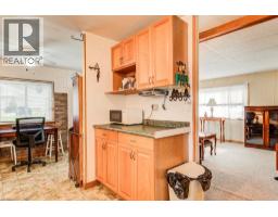 2 FAIRVIEW Crescent - 21