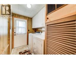2 FAIRVIEW Crescent - 26