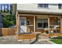 16 BLAIN Avenue - 3