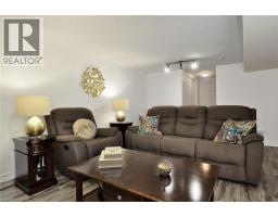 8 HEATHER Avenue - 23