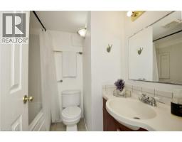 8 HEATHER Avenue - 31