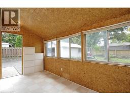 8 HEATHER Avenue - 33