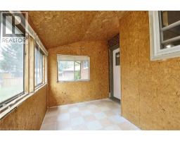8 HEATHER Avenue - 34