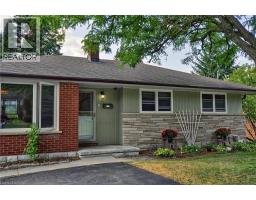 8 HEATHER Avenue - 4