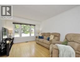 8 HEATHER Avenue - 6