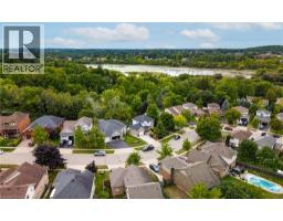 144 ENDEAVOUR Drive - 33