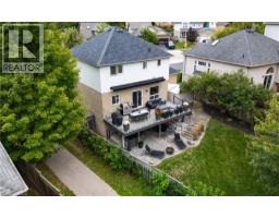 144 ENDEAVOUR Drive - 39
