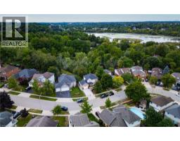 144 ENDEAVOUR Drive - 41