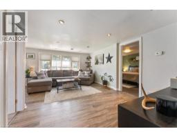 1175 LAKESHORE Road - 23