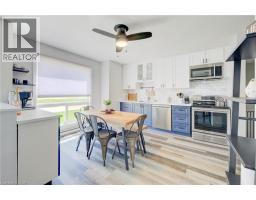 879 PARKINSON Road UnitNo. 28 - 8