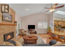 30 HIGHLAND Boulevard - 10