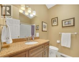30 HIGHLAND Boulevard - 14