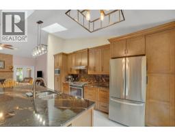 30 HIGHLAND Boulevard - 6