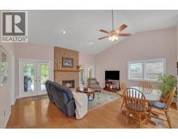 30 HIGHLAND Boulevard - 8