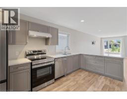 98 MOONSTONE Crescent - 10