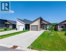 98 MOONSTONE Crescent - 3
