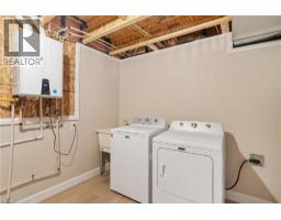 98 MOONSTONE Crescent - 32