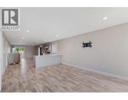 98 MOONSTONE Crescent - 6