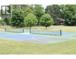 665 LAKESHORE Road - 14