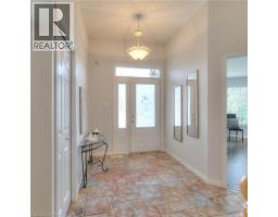 17 WOODS EDGE Court UnitNo. 165 - 3
