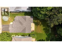 17 WOODS EDGE Court UnitNo. 165 - 32
