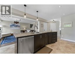 266 VINCENT Drive - 11